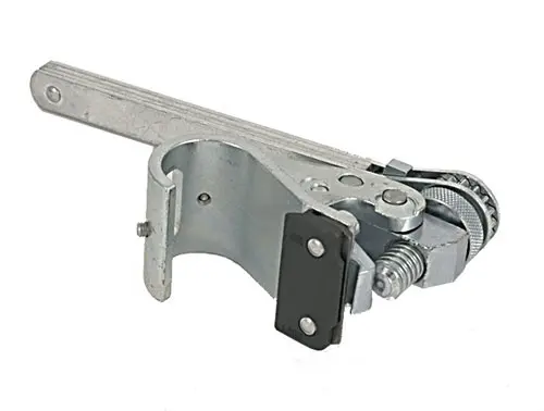 [J050] BAND-IT Heavy Adapter - Use with C001 for JS Pre-formed Clamps